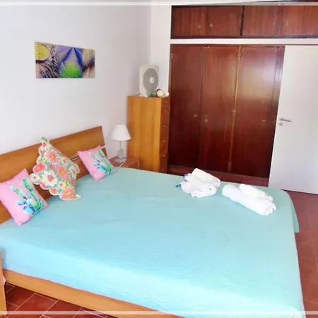 Panoramic Ground Floor Frontbeach Balcony3bedrooms Portimão