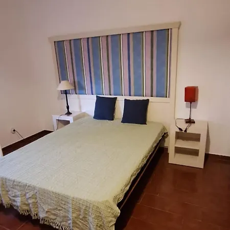 Panoramic Ground Floor Frontbeach Balcony3bedrooms * Portimão